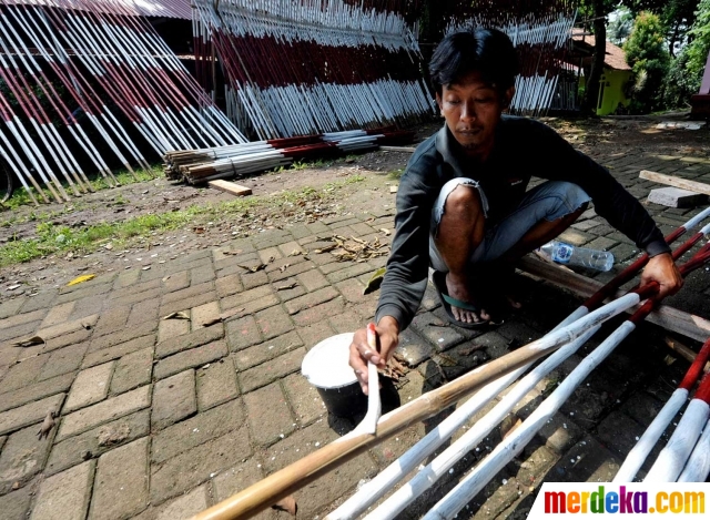 Foto : Jelang 17 Agustus, permintaan bambu untuk tiang 