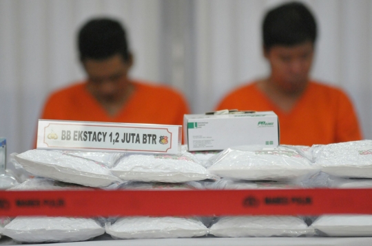 Polri dan Bea Cukai gagalkan penyelundupan 1,2 juta pil ekstasi