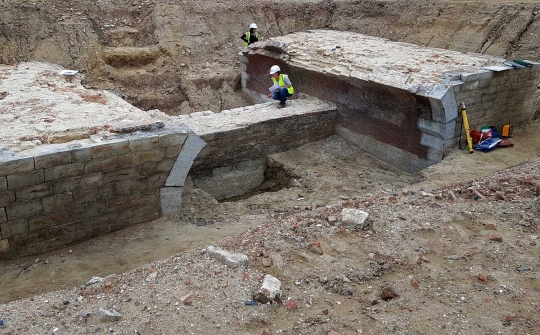Benteng dari abad ke-16 muncul di Belgia