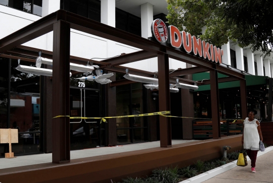 Dunkin' Donuts resmi ganti nama, ini gerai pertamanya