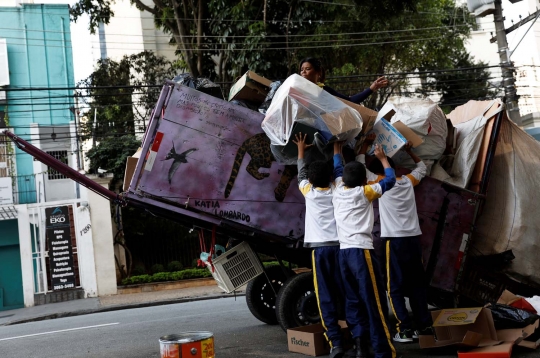 Kisah wanita eks pecandu narkoba jadi pemulung demi hidupi tiga anak