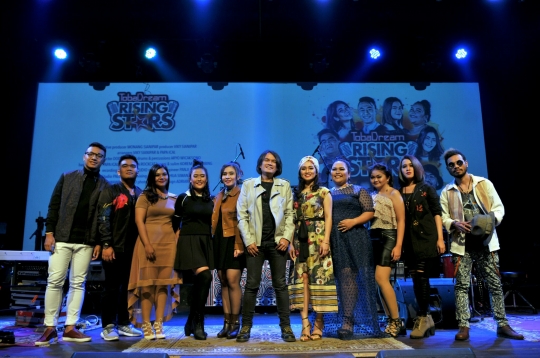 Vicky Sianipar luncurkan album TobaDream Rising Stars