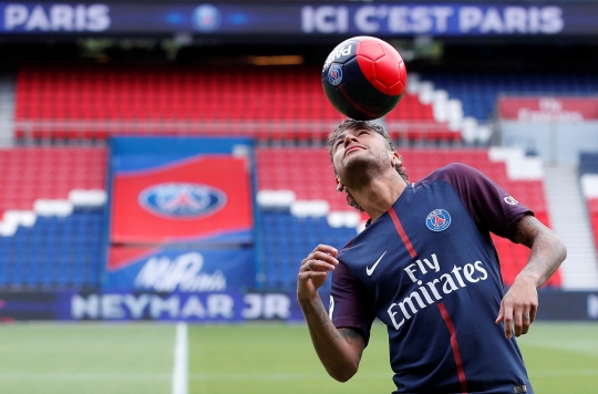 Penampilan Neymar dengan seragam PSG