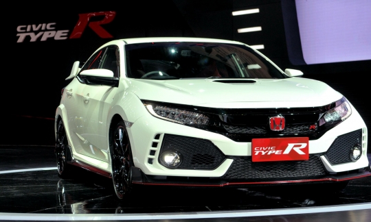 Wajah ganteng Honda Civic type R tebar pesona di GIIAS 2017