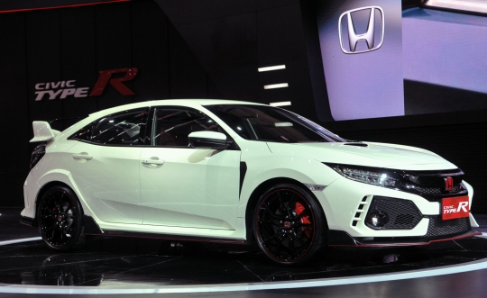 Wajah ganteng Honda Civic type R tebar pesona di GIIAS 2017