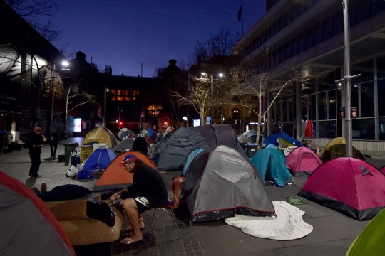 Mengunjungi kota tunawisma di Sydney