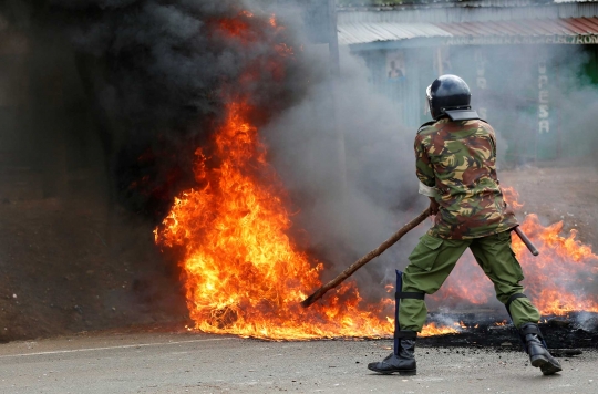 Uhuru Kenyatta kembali jadi presiden, kerusuhan pecah di Kenya