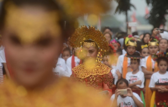Sambut HUT RI, ribuan penari tradisional semarakkan Car Free Day