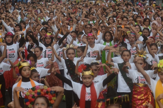 Sambut HUT RI, ribuan penari tradisional semarakkan Car Free Day