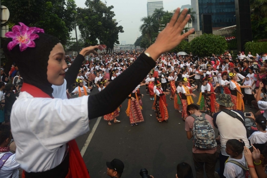 Sambut HUT RI, ribuan penari tradisional semarakkan Car Free Day