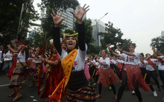 Sambut HUT RI, ribuan penari tradisional semarakkan Car Free Day