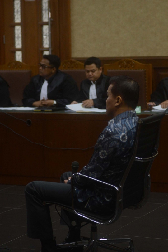 Andi Narogong jalani sidang perdana kasus korupsi e-KTP