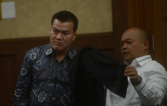 Andi Narogong jalani sidang perdana kasus korupsi e-KTP