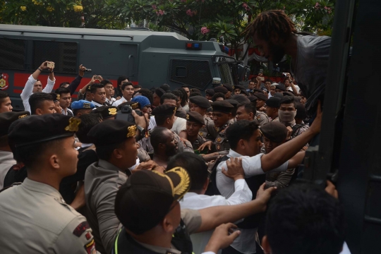 Coba terobos Istana Merdeka, massa aktivis Papua ditangkap