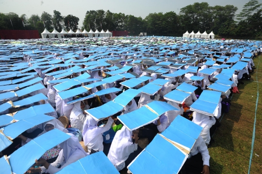 6.000 Mahasiswa baru IPB semarakkan HUT Kemerdekaan RI