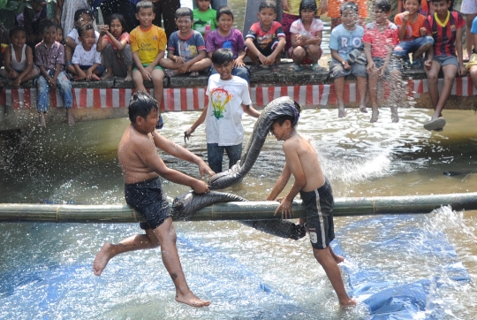 Keseruan anak-anak ikut lomba 17 Agustus