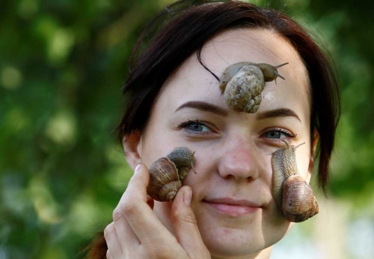 Mengunjungi peternakan siput di Belarusia