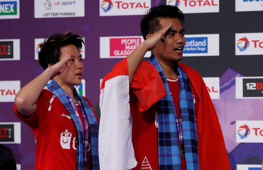 Selebrasi Tontowi-Liliyana usai raih gelar juara dunia bulutangkis