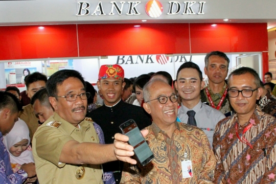 Djarot luncurkan JakOne Mobile di Balai Kota