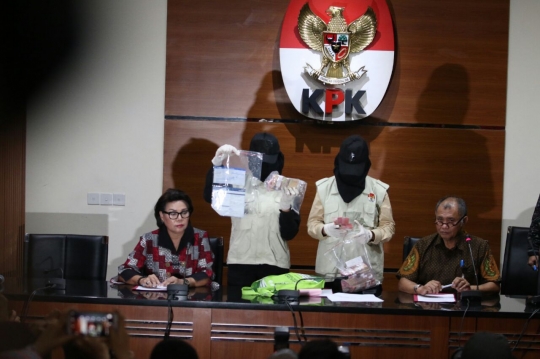 Ini gepokan uang senilai Rp 300 juta hasil OTT Wali Kota Tegal