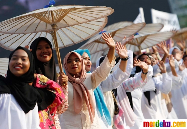 Foto : Berbagai parade memeriahkan HUT ke-60 Kemerdekaan ...