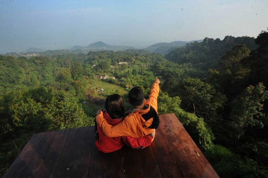 Menikmati beragam spot pemandangan alam Gunung Salak