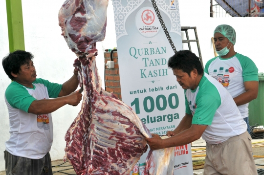 1.000 Paket daging kurban dibagikan di Masjid Baiturrahman Al-Haq