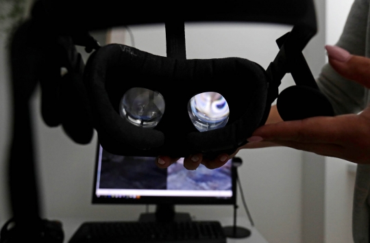 Canggih, klinik di Slovakia ini sembuhkan mata malas dengan VR.