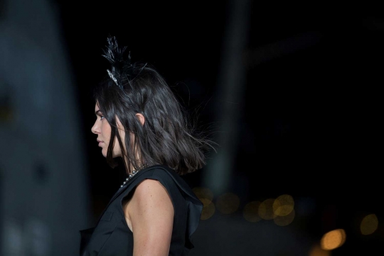 Penampilan rupawan Kendall Jenner di New York Fashion Week