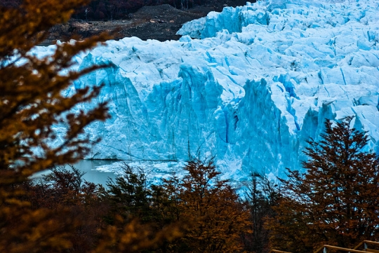 Menyaksikan megahnya formasi es di Gletser Perito Moreno, Argentina