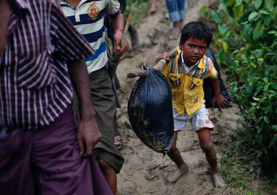 Susah payah pengungsi Rohingya bertahan hidup di negeri orang
