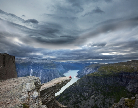 Menyaksikan keindahan 4 musim di Danau Ringedalsvatnet, Norwegia