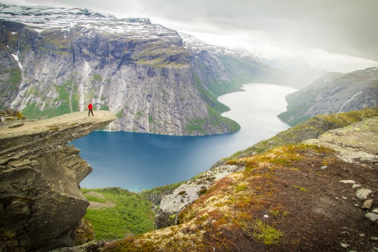 Menyaksikan keindahan 4 musim di Danau Ringedalsvatnet, Norwegia