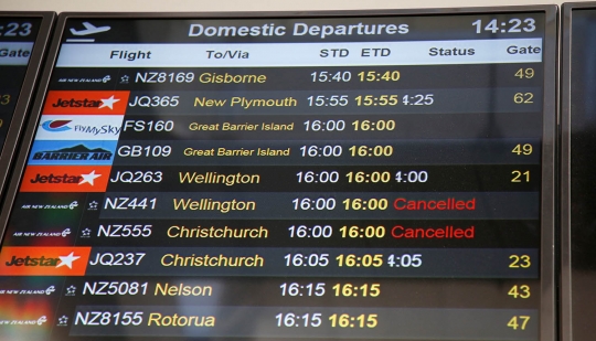 Penampakan bandara di Selandia Baru berhenti operasi akibat krisis BBM