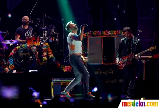 Foto : Pink dan Coldplay tampil menggebrak iHeartRadio 