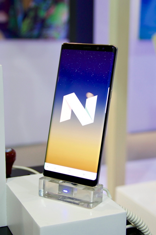 Peluncuran ponsel mewah nan canggih Samsung Galaxy Note 8