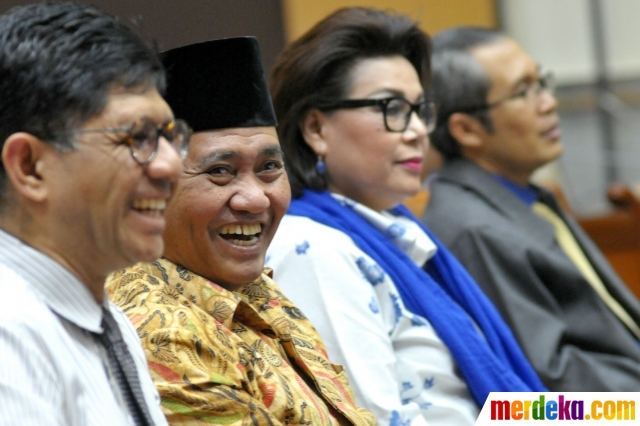 Foto : Kembali digelar, begini suasana rapat dengar 