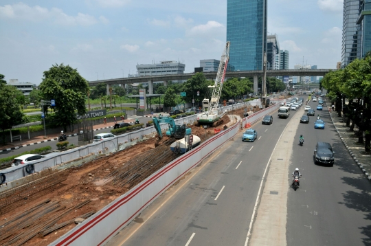 Menengok perkembangan proyek LRT Jabodebek yang telan dana triliunan rupiah