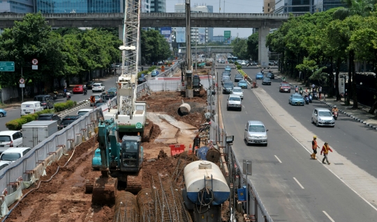 Menengok perkembangan proyek LRT Jabodebek yang telan dana triliunan rupiah