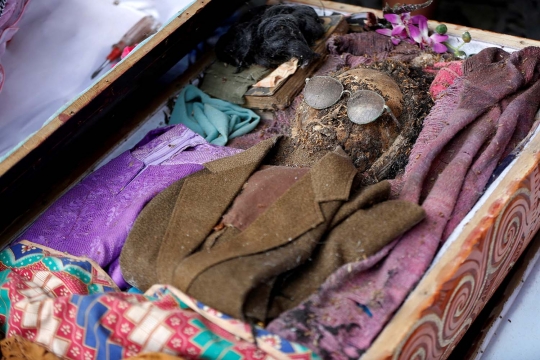 Mengikuti Tradisi Ma'nene, ritual mengganti pakaian mayat leluhur di Tana Toraja