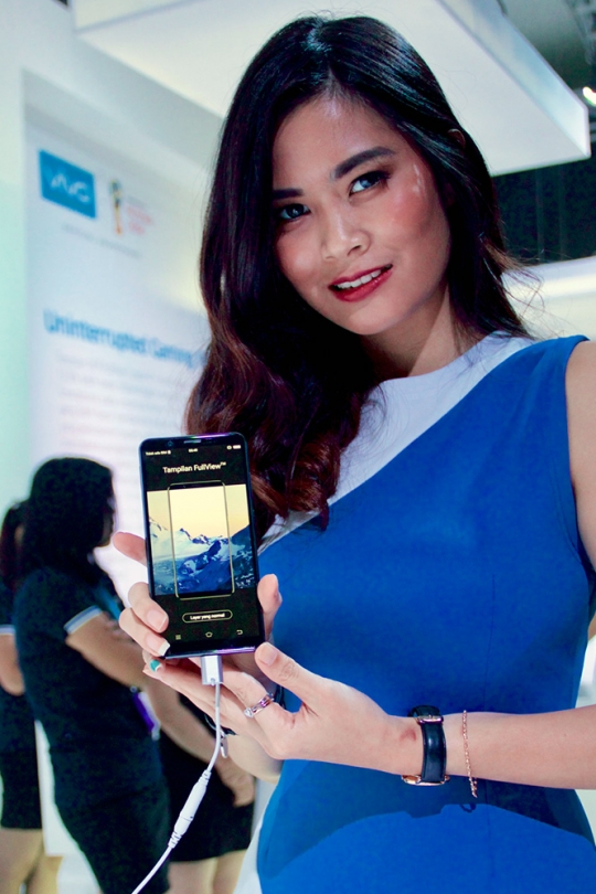 Melihat megahnya peluncuran Smartphone Vivo V7+