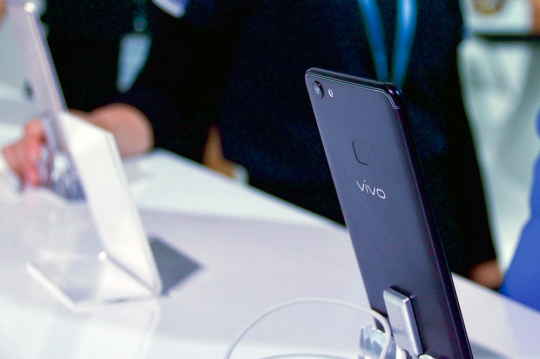 Melihat megahnya peluncuran Smartphone Vivo V7+