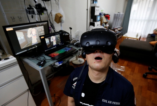 Mengintip proses syuting video porno berbasis VR di Jepang