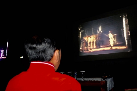 Presiden Jokowi nonton film G30S/PKI bersama warga Bogor