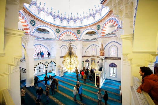 Ribuan masjid di Jerman terbuka bagi non muslim