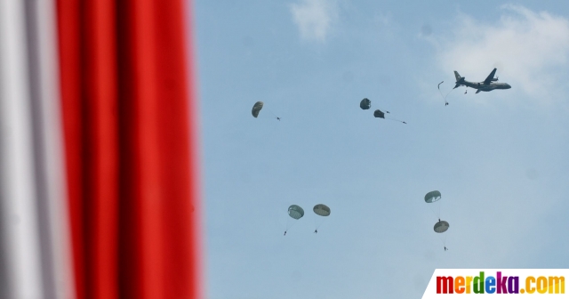 Foto : Aksi-aksi prajurit TNI pamer kekuatan di darat 