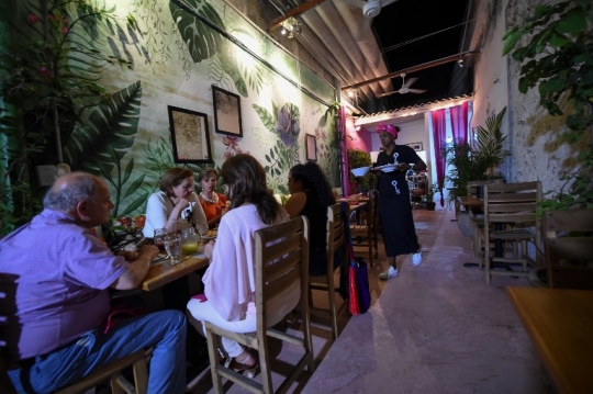 Mengunjungi restoran di dalam penjara wanita Kolombia