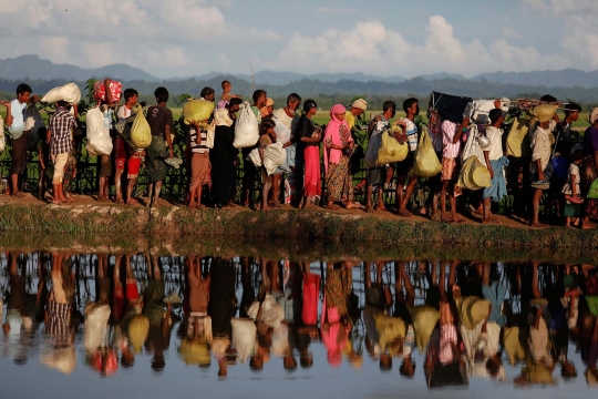 Gelombang ribuan pengungsi Rohingya tembus perbatasan Myanmar-Bangladesh