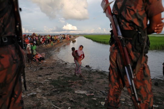 Tangis wanita Rohingya belum makan selama tiga hari