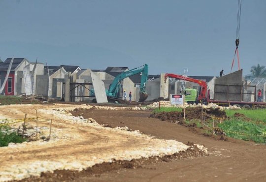 Melihat rumah bersubsidi Perum Perumnas di Cibungbulan